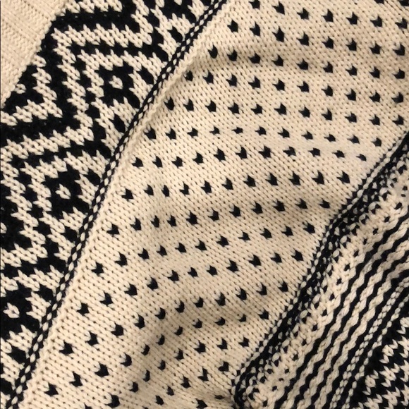 Cape jacket - Picture 2 of 4